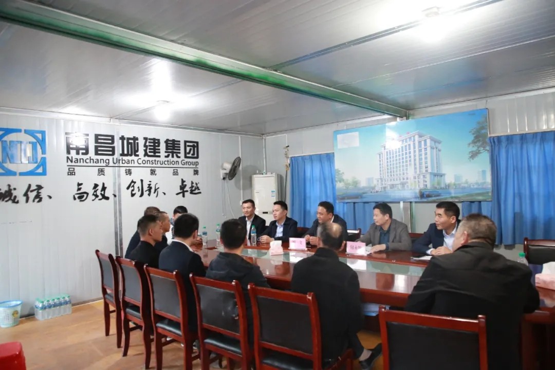 �ϲ���Ͷ�������䲿��չ������ʿ���񣬣������������Ž��������ġ���ͷ������̸��